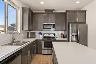 1565 NE Heaven St, Estacada, OR 97023 - Photo 18