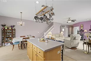 20496 Noble Ln, West Linn, OR 97068 - Photo 10