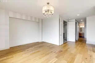 1716 NW Riverscape St, Portland, OR 97209 - Photo 16