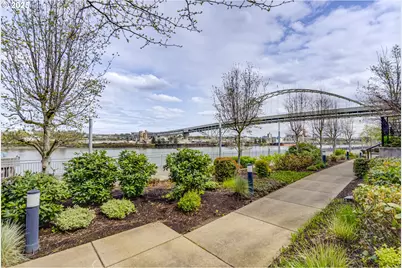 1716 NW Riverscape St, Portland, OR 97209 - Photo 38