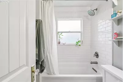 6038 SE 124th Ave, Portland, OR 97236 - Photo 22