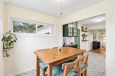 6038 SE 124th Ave, Portland, OR 97236 - Photo 10