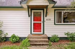 6038 SE 124th Ave, Portland, OR 97236 - Photo 4