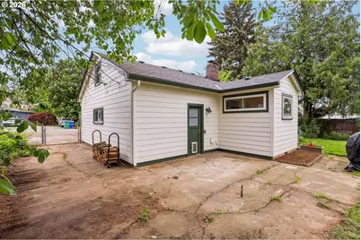 6038 SE 124th Ave, Portland, OR 97236 - Photo 32