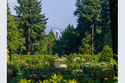 2393 SW Park Pl #113, Portland, OR 97205 - Photo 46