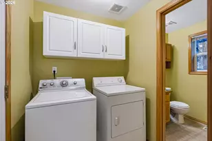 3929 SE 117th Pl, Portland, OR 97266 - Photo 12