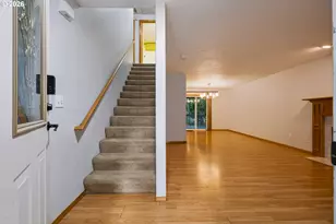 3929 SE 117th Pl, Portland, OR 97266 - Photo 4