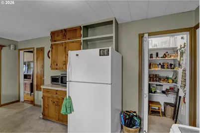 780 Cherry Ave, Eugene, OR 97404 - Photo 12