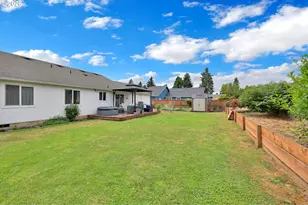 3938 Douglas Dr, Springfield, OR 97478 - Photo 44