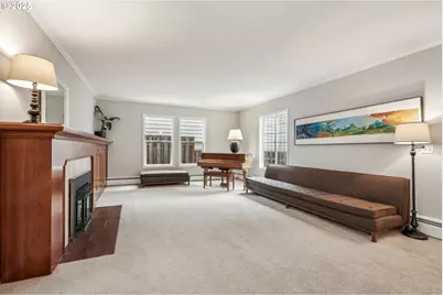 12183 SW Plantation Ter, Portland, OR 97223 - Photo 12