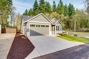 2147 NE Spitz Rd, Canby, OR 97013 - Photo 2