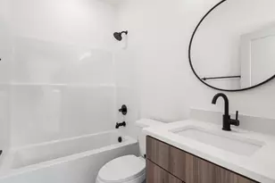 2067 SE Harold St, Portland, OR 97202 - Photo 14