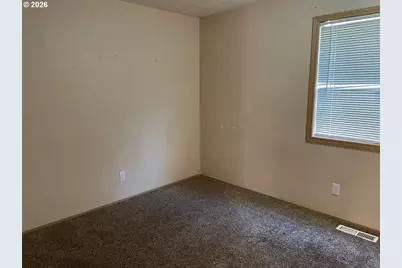 2456 Connemara Ct SE, Salem, OR 97317 - Photo 8