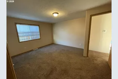 2456 Connemara Ct SE, Salem, OR 97317 - Photo 4