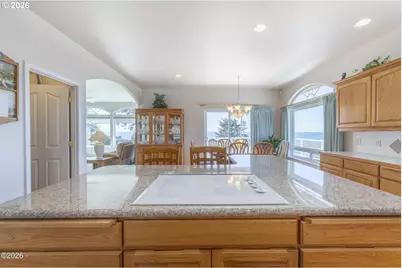 30 SW Heilberg St, Depoe Bay, OR 97341 - Photo 22