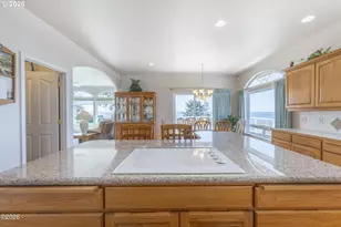 30 SW Heilberg St, Depoe Bay, OR 97341 - Photo 22