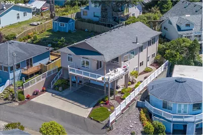 30 SW Heilberg St, Depoe Bay, OR 97341 - Photo 44