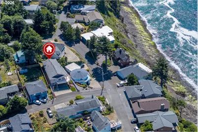 30 SW Heilberg St, Depoe Bay, OR 97341 - Photo 4