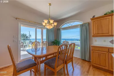 30 SW Heilberg St, Depoe Bay, OR 97341 - Photo 24