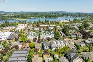 5921 S Kelly Ave, Portland, OR 97239 - Photo 44