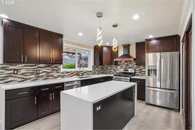 15805 NE 70th St, Vancouver, WA 98682 - Photo 10