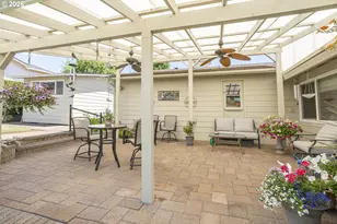 184 NE Gerlinger Ln, Dallas, OR 97338 - Photo 32