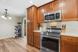 11366 SW Ironwood Loop, Tigard, OR 97223 - Photo 16