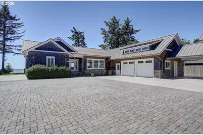 831 Riverview Ln, Chinook, WA 98614 - Photo 2