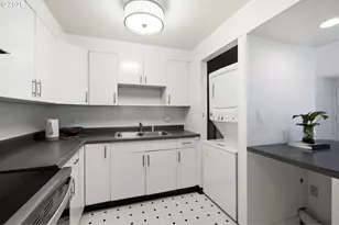 4663 NE 119th Ave, Portland, OR 97220 - Photo 32