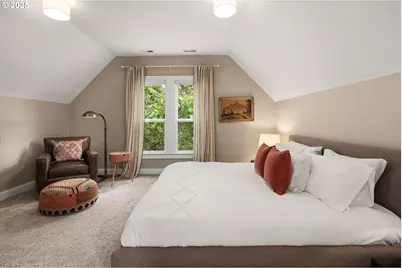 580 SW 9th St, Dundee, OR 97115 - Photo 24