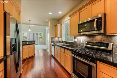 187 N Fairway St, Newberg, OR 97132 - Photo 8