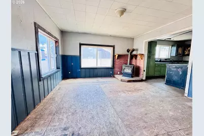 1380 Alder St, Elgin, OR 97827 - Photo 2