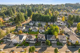 12190 SW Hollow Ln, Tigard, OR 97140 - Photo 42