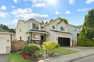 12190 SW Hollow Ln, Tigard, OR 97140 - Photo 2