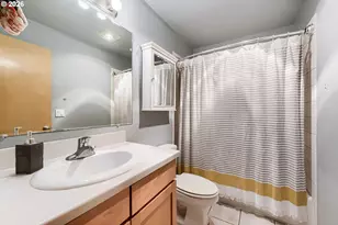 910 NW Naito Pkwy, Portland, OR 97209 - Photo 18