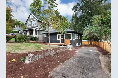 7224 SW 3rd Ave, Portland, OR 97219 - Photo 2