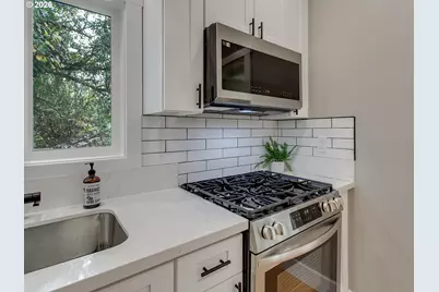 7224 SW 3rd Ave, Portland, OR 97219 - Photo 18