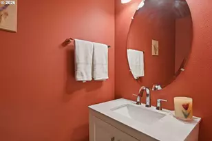 8145 SW 57th Ave, Portland, OR 97219 - Photo 40