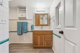 2210 E 25th St, Vancouver, WA 98661 - Photo 28