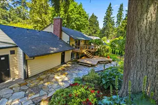 18978 SW Arrowwood Ave, Lake Oswego, OR 97035 - Photo 24