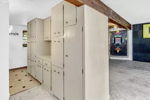 18978 SW Arrowwood Ave, Lake Oswego, OR 97035 - Photo 12