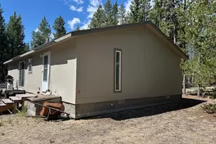 11736 Chinquapin Dr, Crescent Lake, OR 97733 - Photo 2