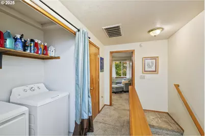 4909 NE Holman St, Portland, OR 97218 - Photo 22