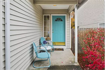 4909 NE Holman St, Portland, OR 97218 - Photo 2