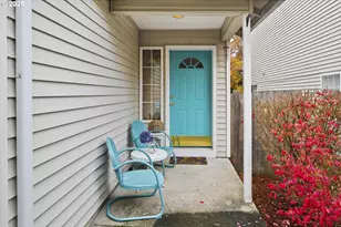 4909 NE Holman St, Portland, OR 97218 - Photo 2