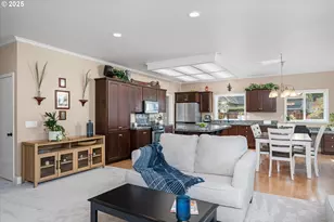 3387 Winchester Way, Eugene, OR 97401 - Photo 16