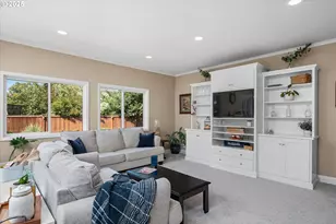 3387 Winchester Way, Eugene, OR 97401 - Photo 14