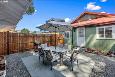 310 N Canyon Blvd, John Day, OR 97845 - Photo 18