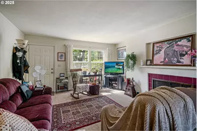 1908 NE 72nd Ave, Portland, OR 97213 - Photo 4