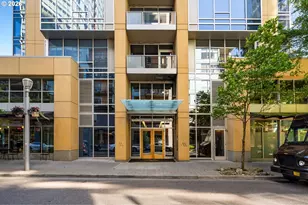 3570 S River Pkwy, Portland, OR 97239 - Photo 2